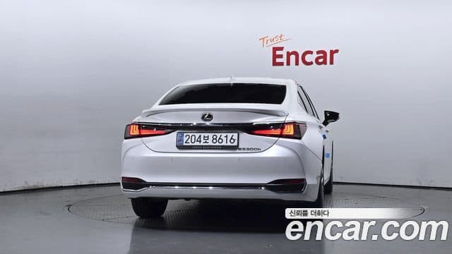 Lexus ES300h 7세대 Luxury Plus, 2025 4