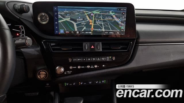 Lexus ES300h 7세대 Luxury Plus, 2025 14