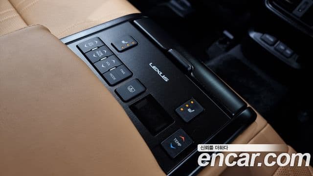 Lexus ES300h 7세대 Luxury Plus, 2025 18