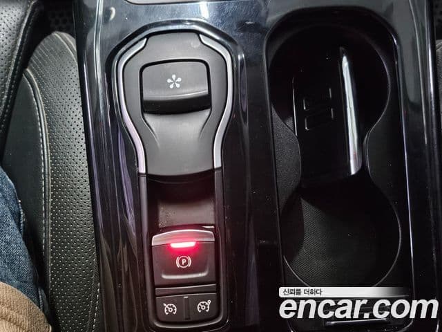 Renault Korea(Samsung) SM6 2.0 LPe LE (для людей с инвалидностью), 2016 10