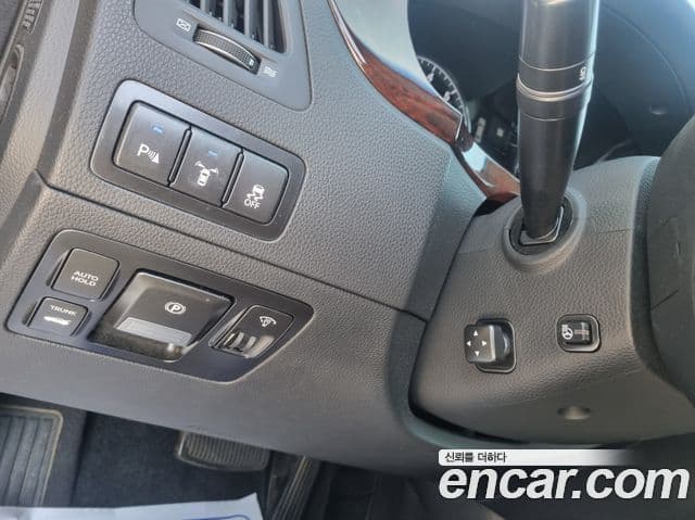 Hyundai Equus(новый кузов / новое поколение) Luxury, 2012 13