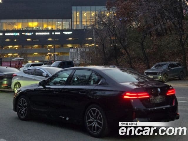 BMW 5시리즈 (G60) 520i Special Edition, 2025 10