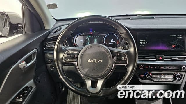 Kia Niro Plus Air, 2023 13