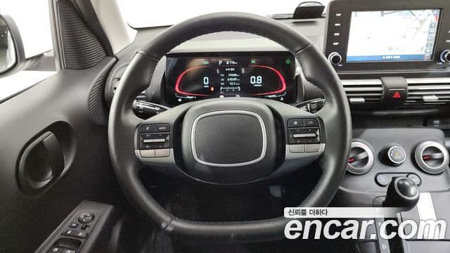 Hyundai Casper турбо D Essential Light, 2024 16