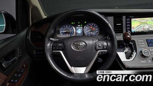 Toyota Sienna, 2018 13