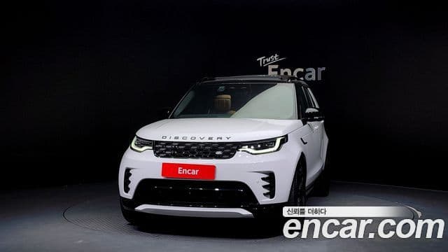 Land Rover Discovery 5 P360 Dynamic HSE, 2024 3