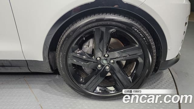 Land Rover Discovery 5 P360 Dynamic HSE, 2024 все фото