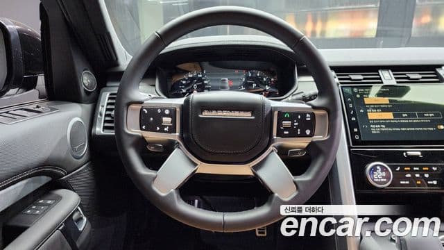 Land Rover Discovery 5 P360 Dynamic HSE, 2024 13