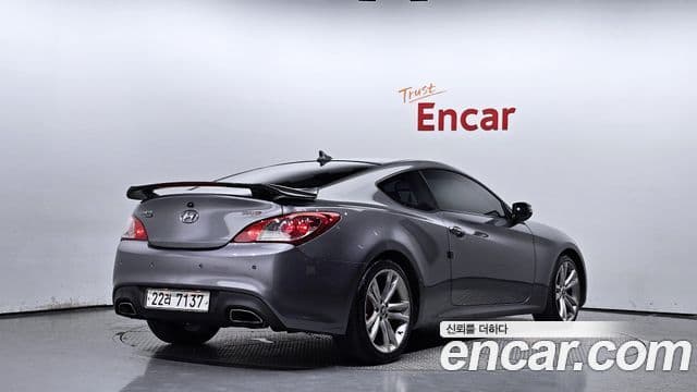 Hyundai Genesis купе 380 GT-RW, 2010 2