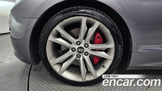 Hyundai Genesis купе 380 GT-RW, 2010 все фото