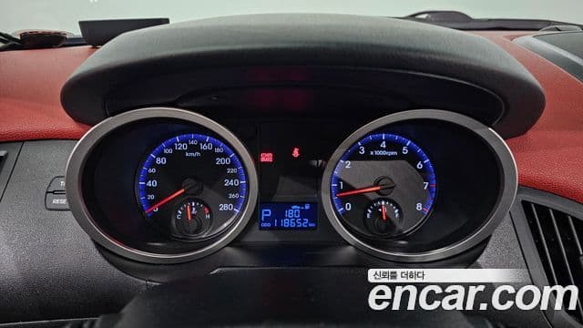 Hyundai Genesis купе 380 GT-RW, 2010 8