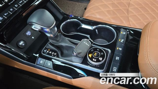 Kia Mohave The / новый Master Masters, 2023 9