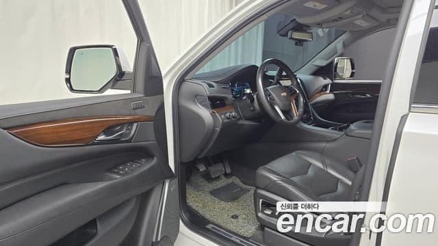 Cadillac Escalade 4세대, 2020 11