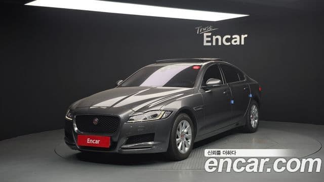 Jaguar XF (X260) Prestige, 2017 1