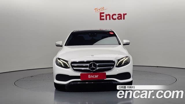 Mercedes-Benz E-класс W213 Avantgarde, 2017 2