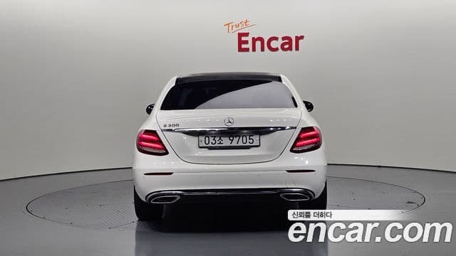 Mercedes-Benz E-класс W213 Avantgarde, 2017 3