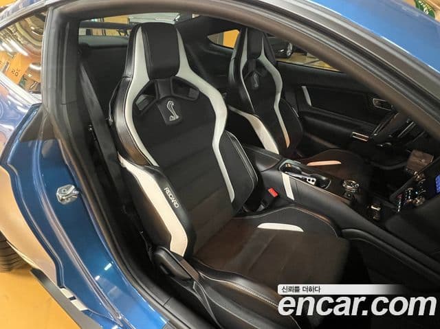 Ford Mustang Shelby GT500 купе, 2020 12