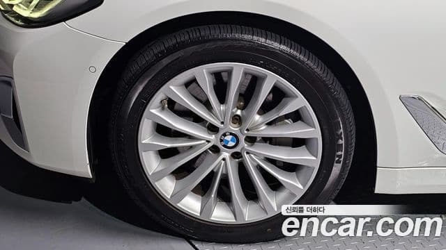 BMW 5시리즈 (G30) Luxury, 2021 все фото