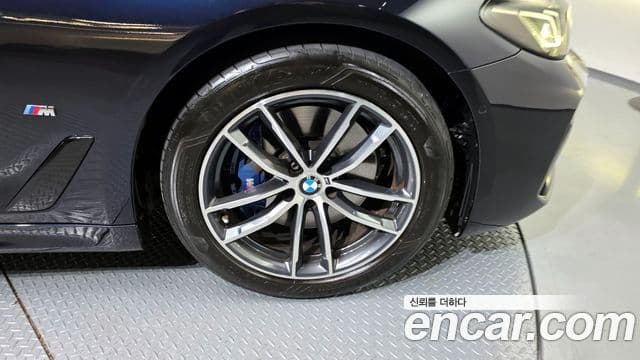 BMW 5시리즈 (G30) 520i M Sport, 2021 все фото