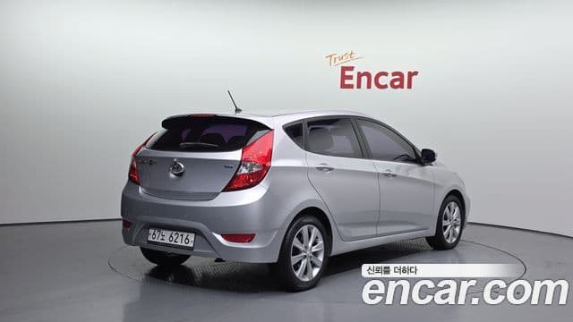 Hyundai Accent(новый кузов / новое поколение) Wit 1.6 GDI top, 2012 2