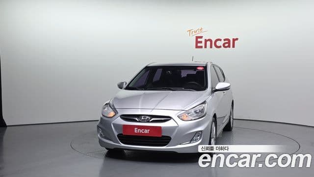 Hyundai Accent(новый кузов / новое поколение) Wit 1.6 GDI top, 2012 3