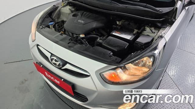 Hyundai Accent(новый кузов / новое поколение) Wit 1.6 GDI top, 2012 6