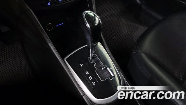 Hyundai Accent(новый кузов / новое поколение) Wit 1.6 GDI top, 2012 9