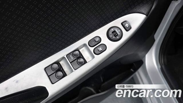 Hyundai Accent(новый кузов / новое поколение) Wit 1.6 GDI top, 2012 11