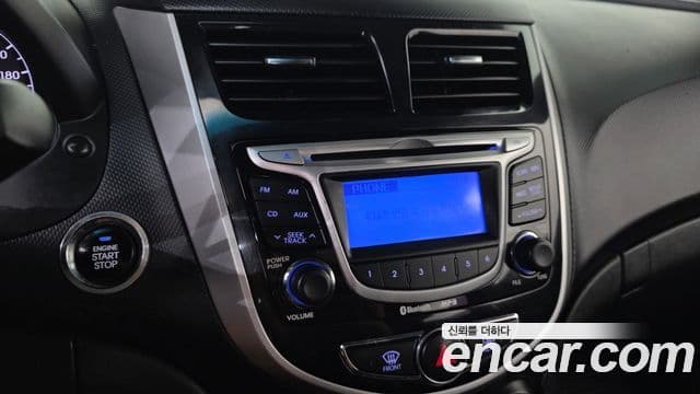 Hyundai Accent(новый кузов / новое поколение) Wit 1.6 GDI top, 2012 12