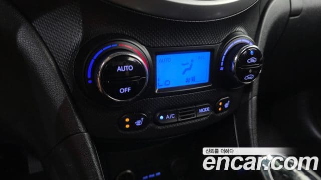 Hyundai Accent(новый кузов / новое поколение) Wit 1.6 GDI top, 2012 13