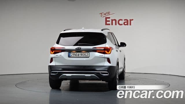 Kia Seltos Signature, 2021 4
