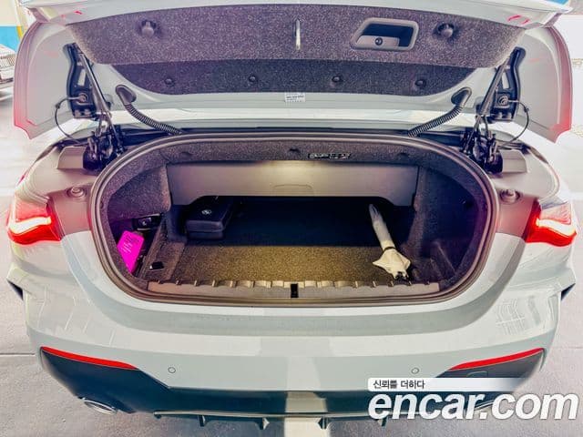 BMW 4시리즈 (G22) 420i M Sport кабриолет, 2025 8