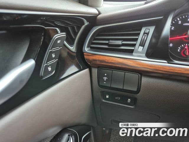 Kia All New K7 Special, 2016 13