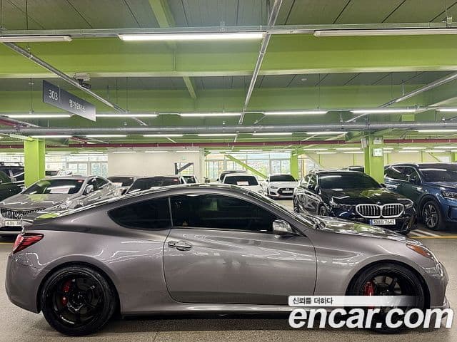 Hyundai Genesis купе GT-R, 2009 18