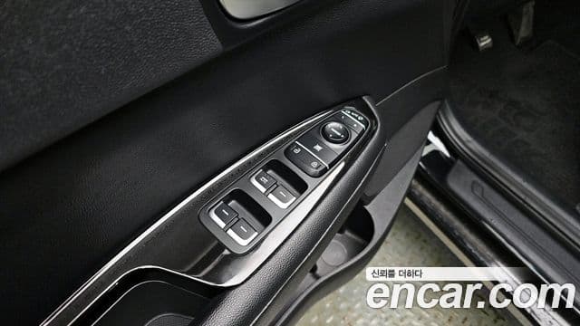 Kia K5 гибрид 2세대 Noblesse, 2017 13