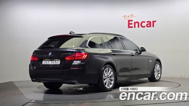 BMW 5시리즈 (F10) 525d xDrive Туринг (Touring), 2014 2