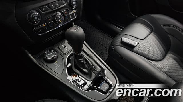 Jeep Cherokee(KL) 2.4 Limited AWD, 2021 9