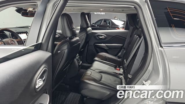 Jeep Cherokee(KL) 2.4 Limited AWD, 2021 11