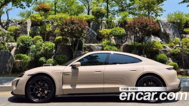 Porsche 타이칸 GTS, 2023 все фото