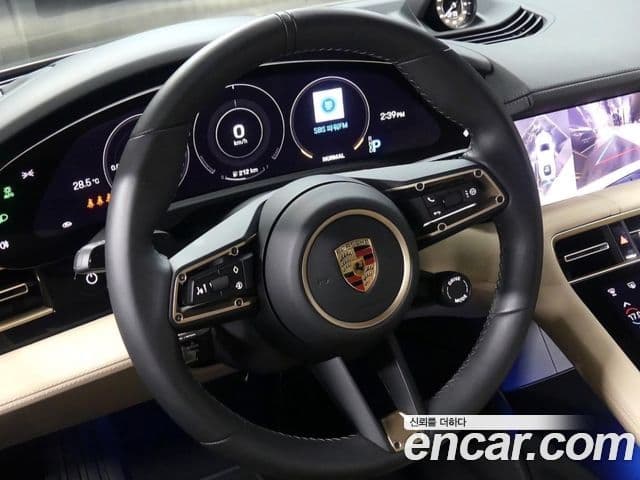 Porsche 타이칸 GTS, 2023 9