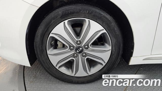 Kia K5 гибрид 2세대 Noblesse, 2018 все фото