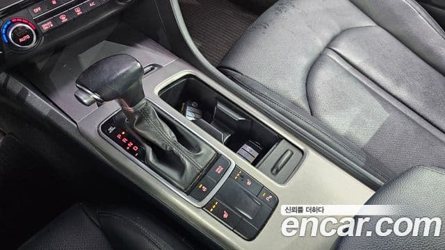 Kia K5 гибрид 2세대 Noblesse, 2018 9