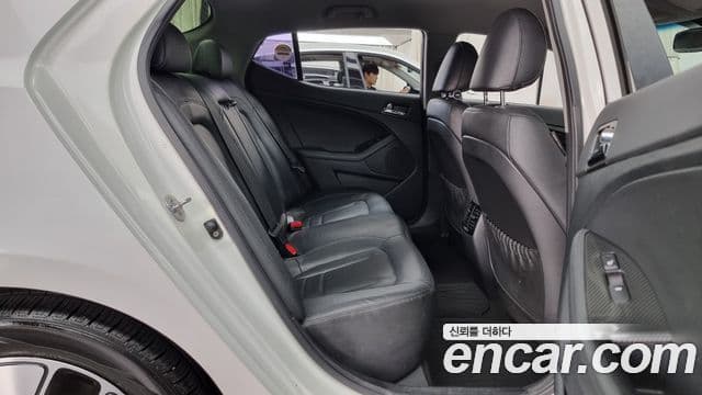 Kia K5 гибрид Prestige, 2013 12