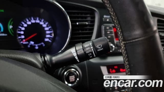 Kia K5 гибрид Prestige, 2013 17