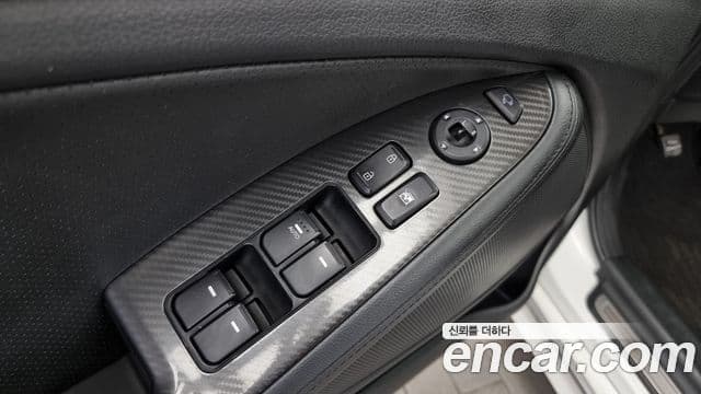 Kia K5 гибрид Prestige, 2013 18