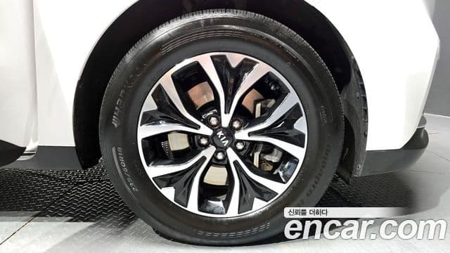 Kia Carnival 4세대 Signature, 2021 10
