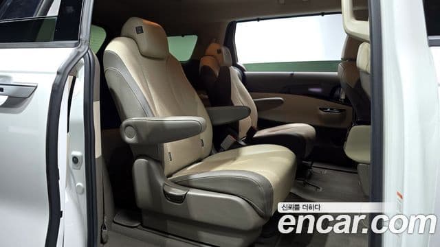 Kia Carnival 4세대 Signature, 2021 2