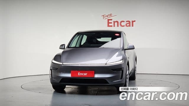 Tesla модель Y Long Range AWD, 2025 3