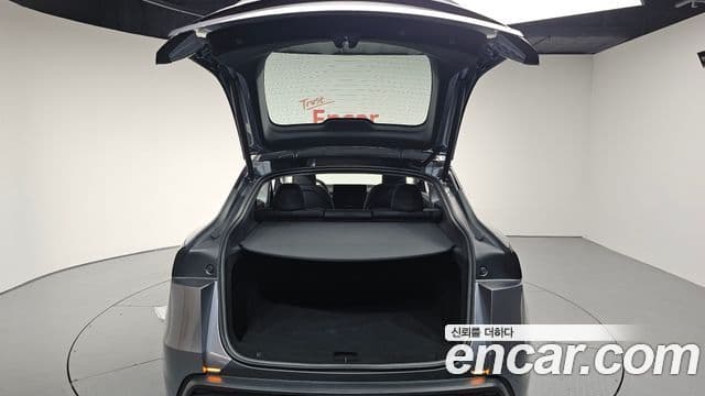 Tesla модель Y Long Range AWD, 2025 20