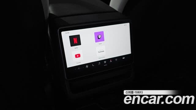 Tesla модель Y Long Range AWD, 2025 17